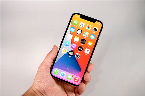 甘南苹果手机维修分享iOS 14.2修订版已到，专属iPhone 12系列 