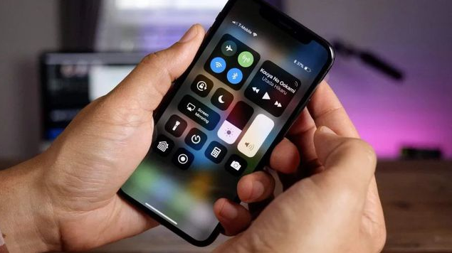 甘南苹果手机维修分享iPhone 12信号差怎么办 
